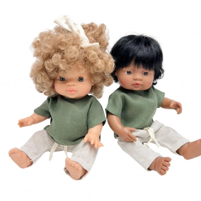 Przytullale Zesatw lniany zielona bluzka i spodnie w paski dla lalki Miniland 38cm