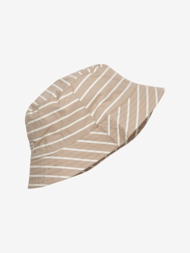 En Fant Bucket hat humus