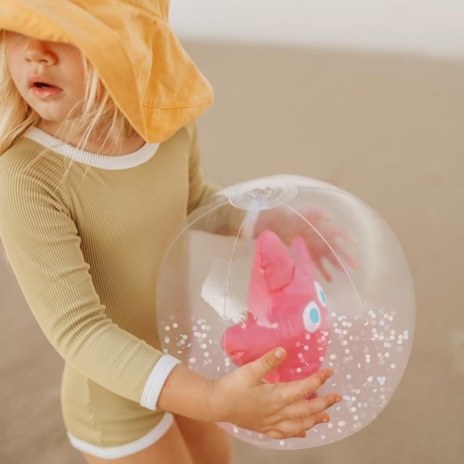 Sunnylife 3D Ocean Treasure Rose Dmuchana piłka plażowa dla dzieci