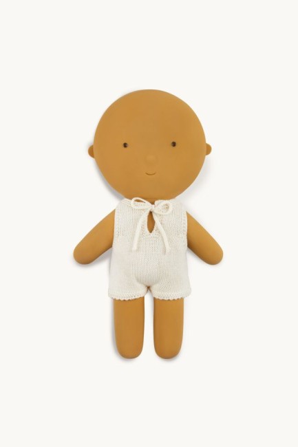 We are gommu lalka Peach GOMMU100-910