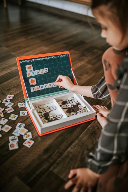 Magnetyczna Polski alfabet - Janod Magnetibook