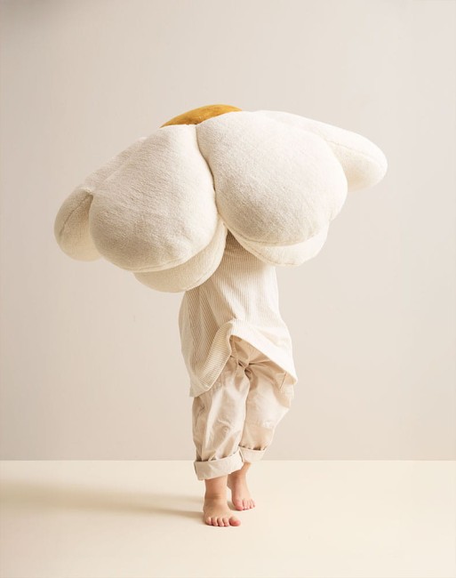 Kid's Concept - Poduszka na podłogę kwiatek, biały