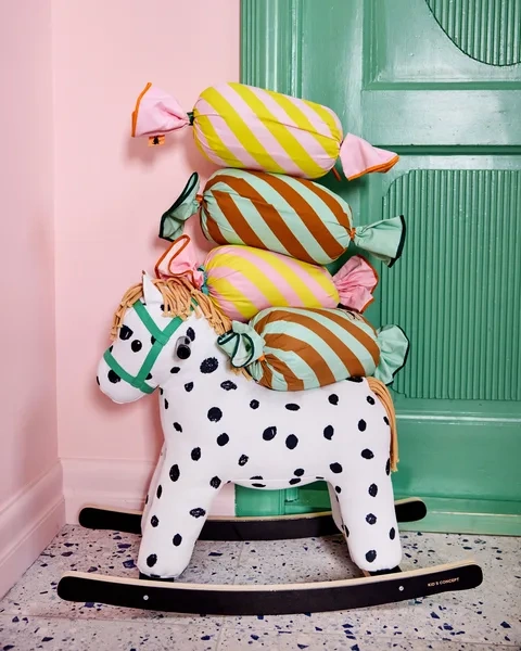 Kid's Concept - Poduszka cukierek - różowa - PIPPI