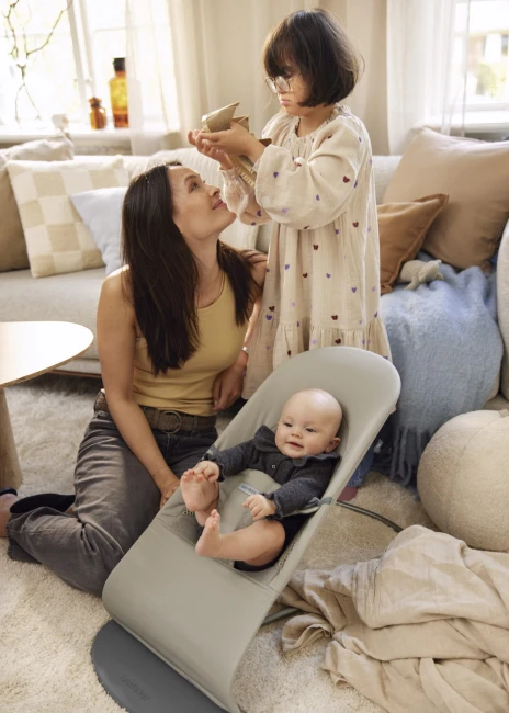 BABYBJORN - leżaczek BALANCE SOFT WOVEN/JERSEY Tri Fabric, Piaskowoszary