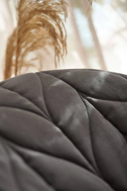 BABYBJORN - leżaczek BLISS Woven, Petal Quilt - Antracytowy + Zabawka