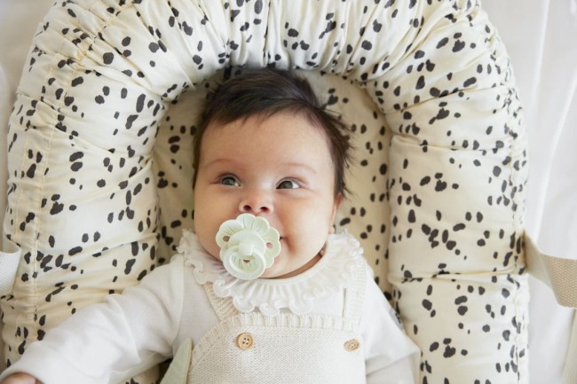 Elodie Details - Smoczek silikonowy Binky Bloom - 3 m+, Powder Pink