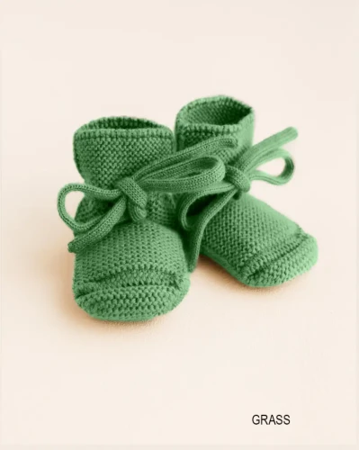 BOOTIES GRASS.webp